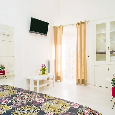 Appartement Alba 2 *
